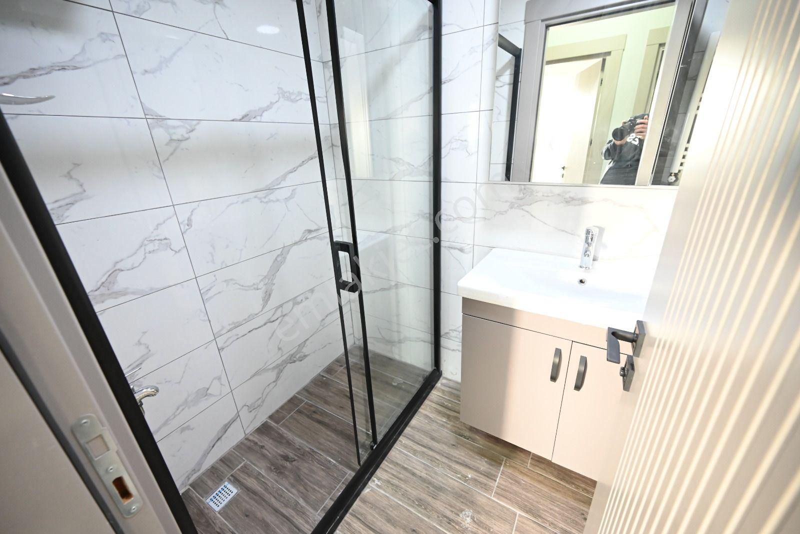 Üstünkent - Akdeniz'de 3+1 Havuzlu Site İçi Kiralık Sıfır Daire - Görsel 36