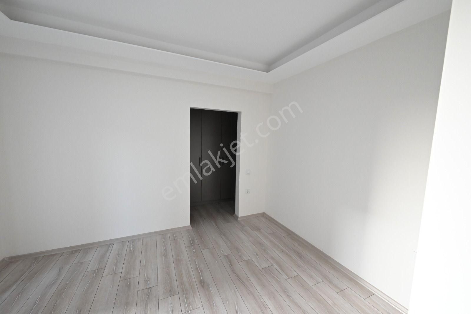 Üstünkent - Akdeniz'de 3+1 Havuzlu Site İçi Kiralık Sıfır Daire - Görsel 25
