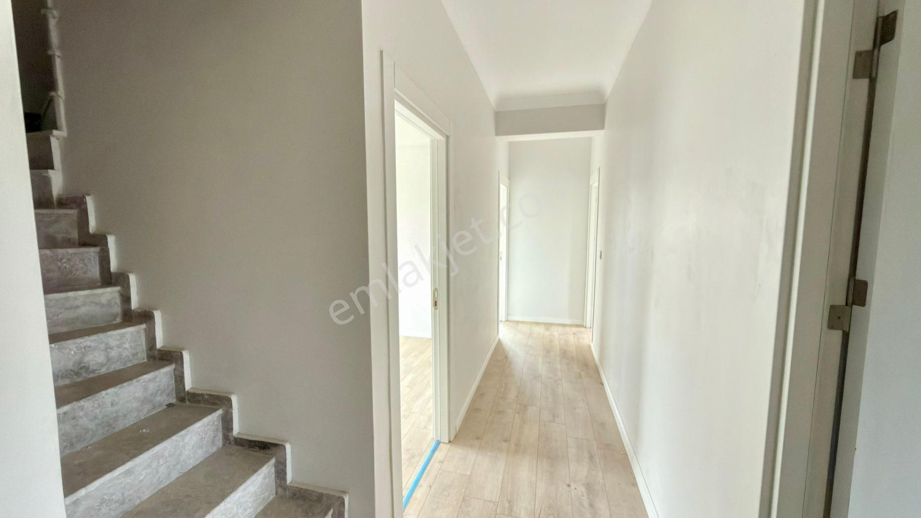 Foça Bağarası Merkeze Yakın 2.5+1 Sıfır Kiralık Daire - Görsel 13