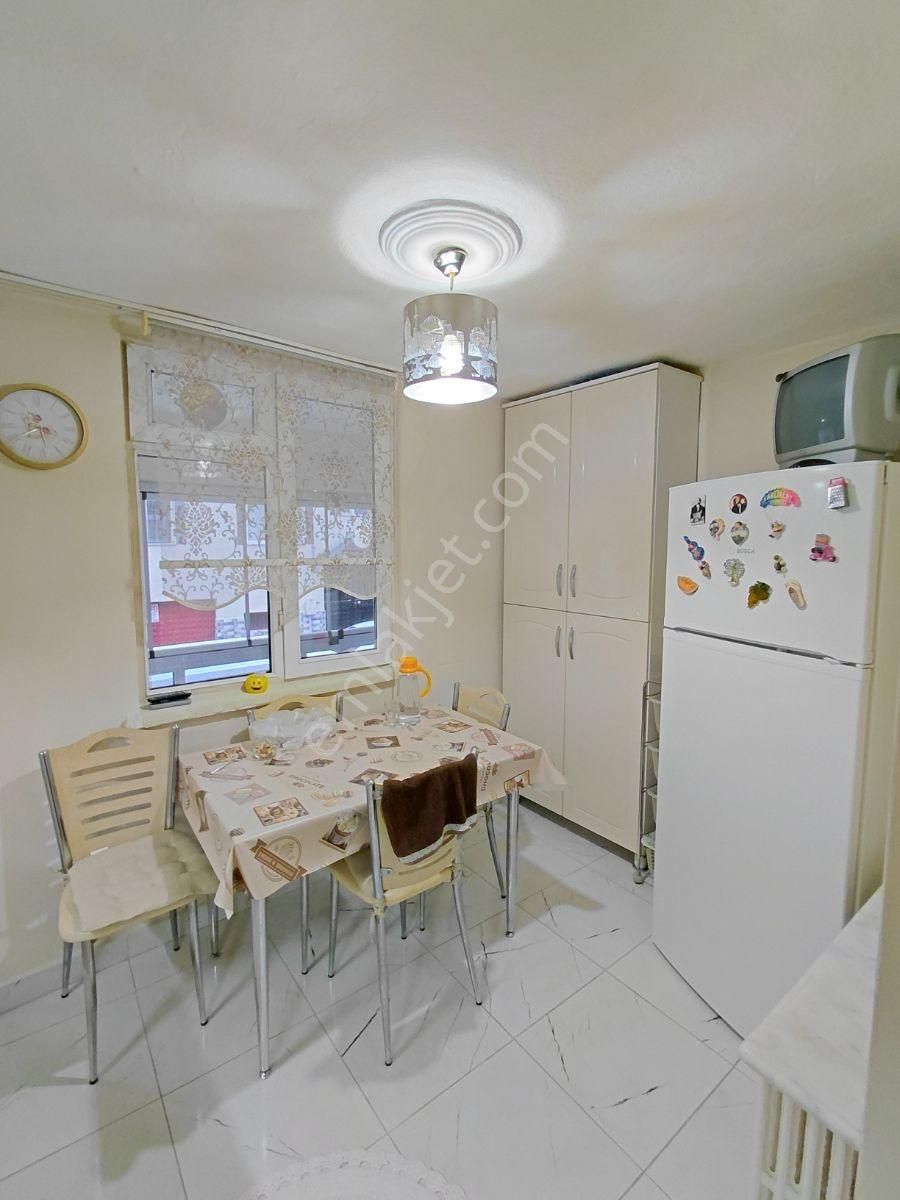 Çarşı Merkezde 3+1 Her Katta Tek Daire Bahçeli Bakımlı Daire - Görsel 17