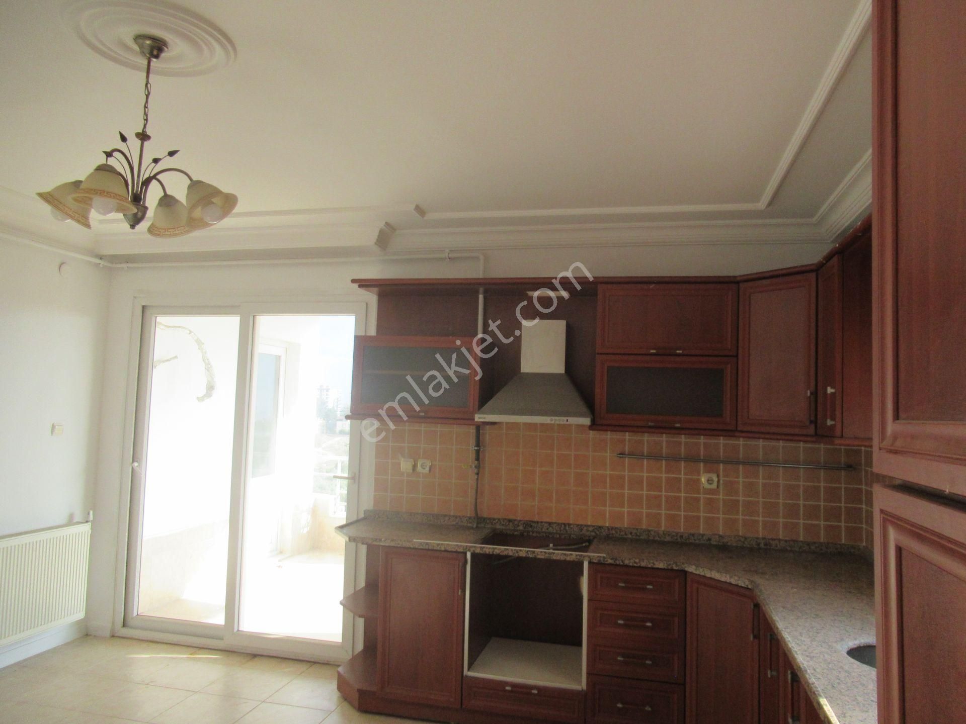 Üstünkent'ten Viranşehir'de Site İçi 3+1 Geniş Kiralık Daire - Görsel 15