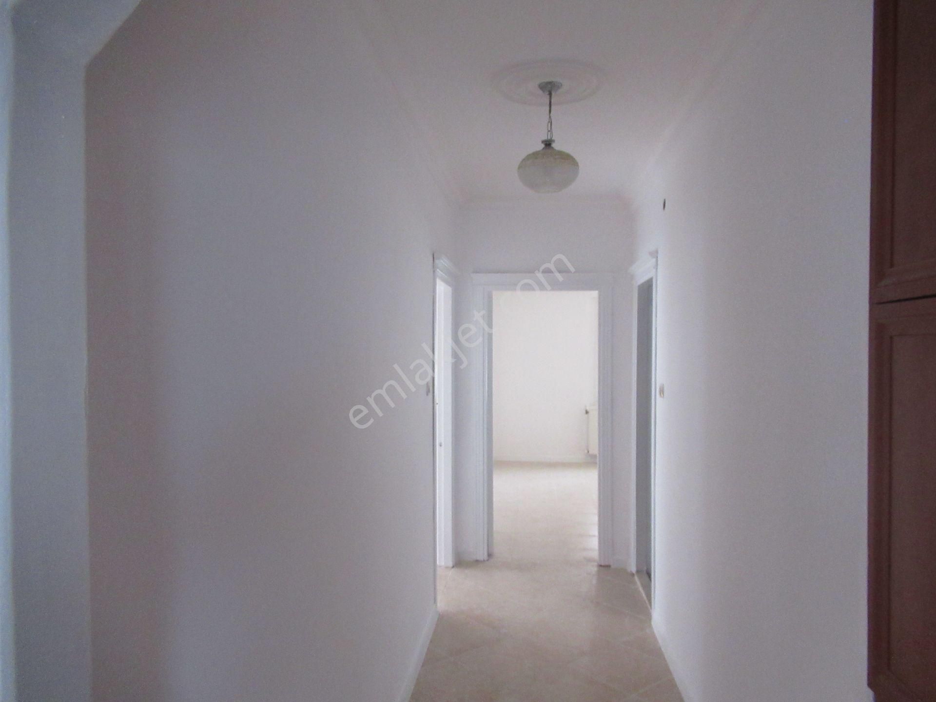 Üstünkent'ten Viranşehir'de Site İçi 3+1 Geniş Kiralık Daire - Görsel 31