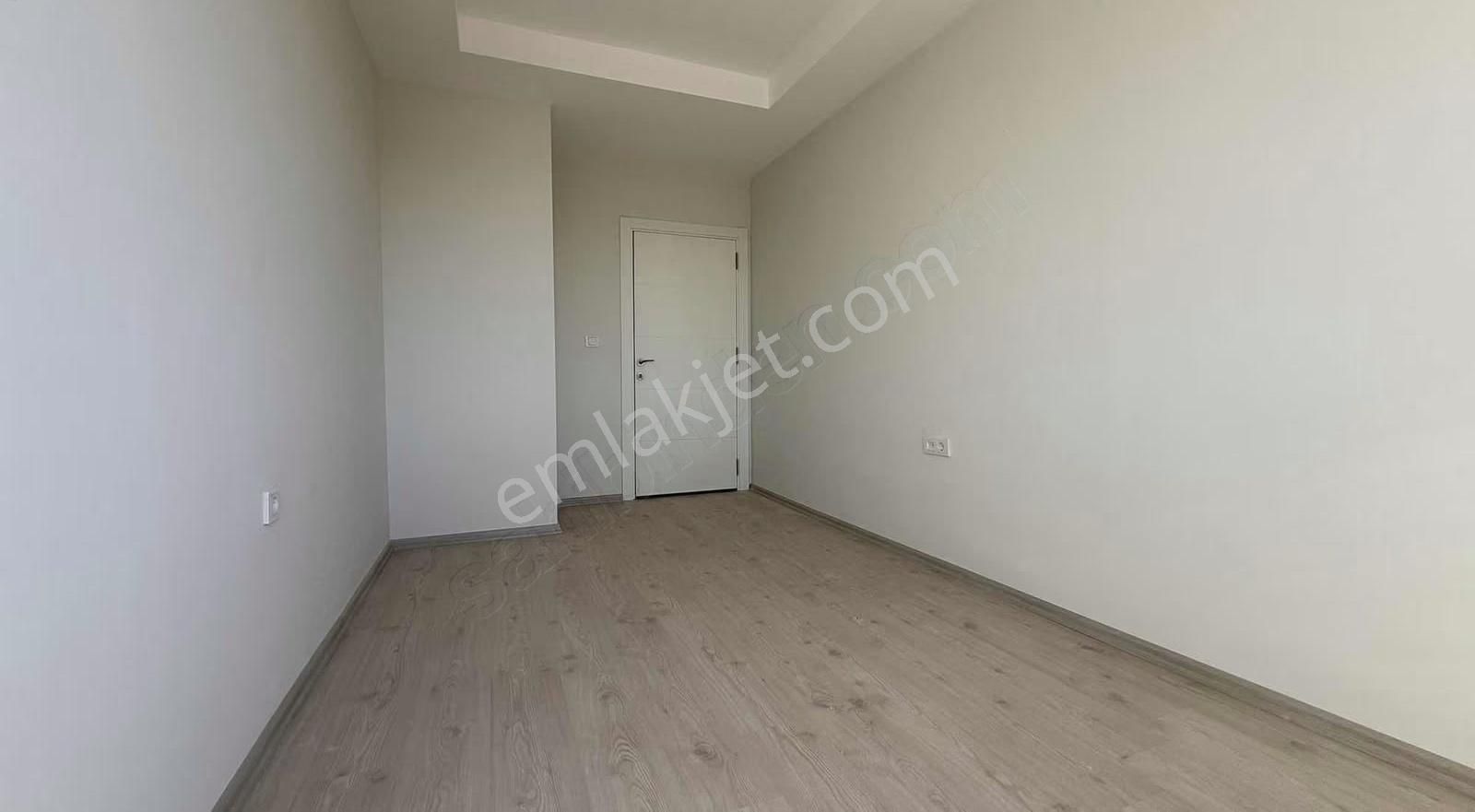 Çankaya'da Sıfır Site İçi 2 Daire Tek Kira