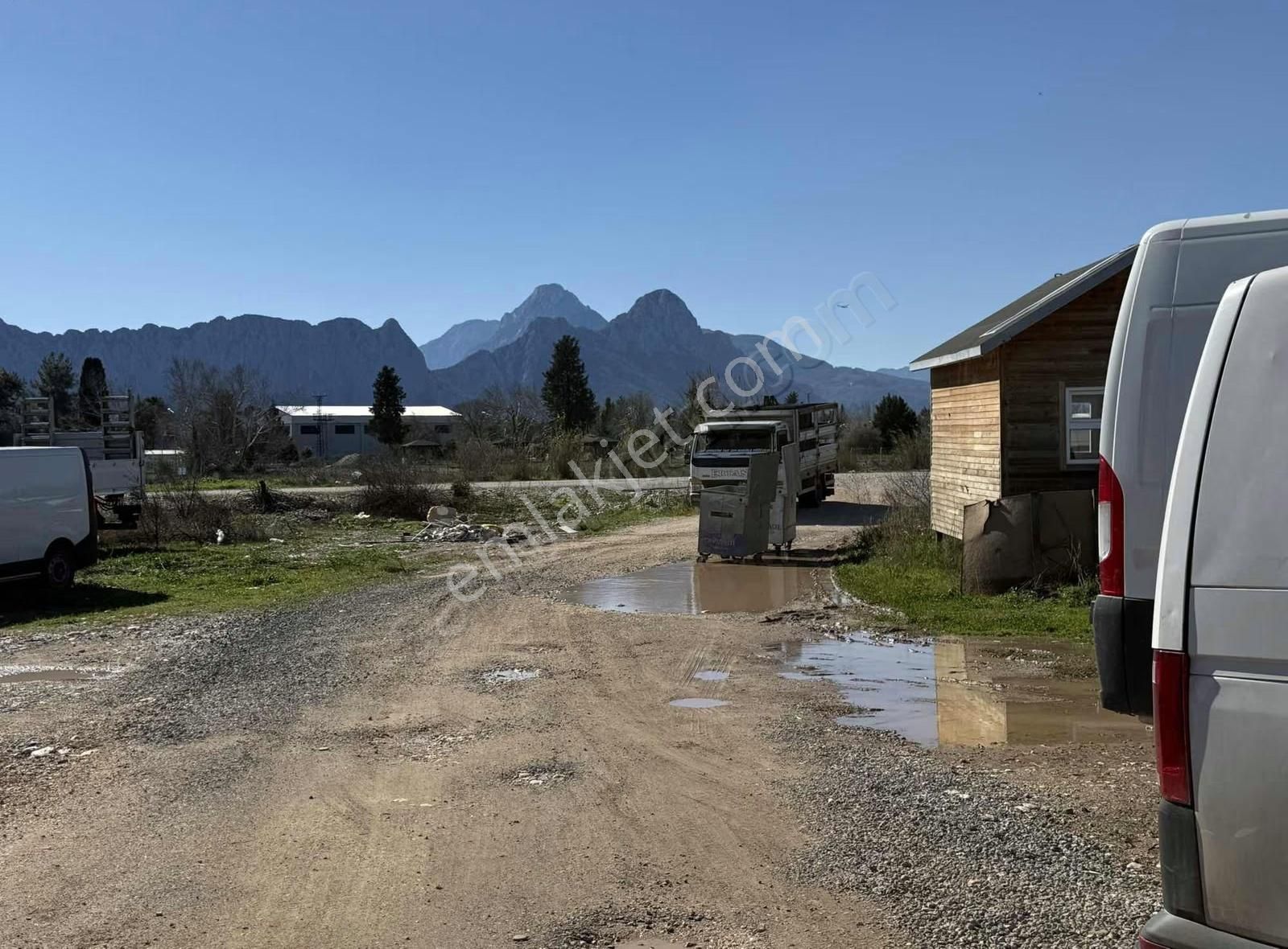 Konyaaltında 500 M2 Kiralık Depo Üretim Alanı - Görsel 11