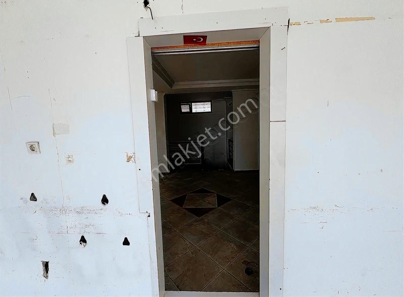 Anadolu Cadde Üzeri Kiralık Depolu Dükkan 75+45 - Görsel 24