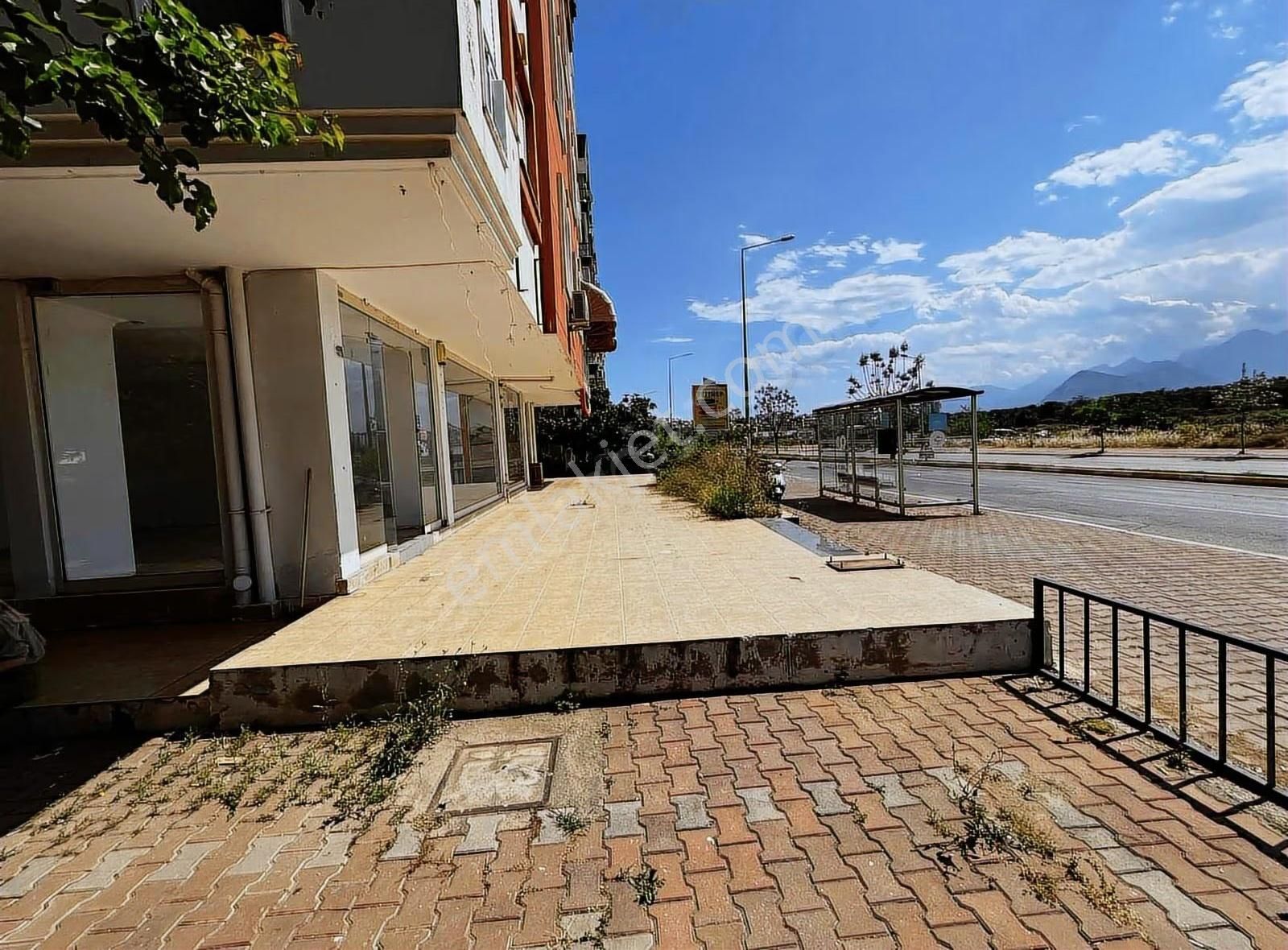 Anadolu Cadde Üzeri Kiralık Depolu Dükkan 75+45 - Görsel 19