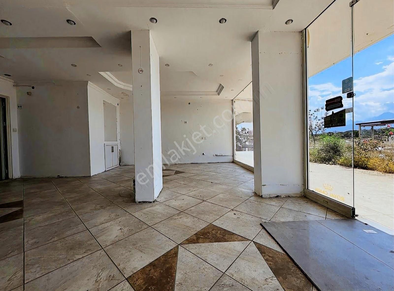 Anadolu Cadde Üzeri Kiralık Depolu Dükkan 75+45 - Görsel 23