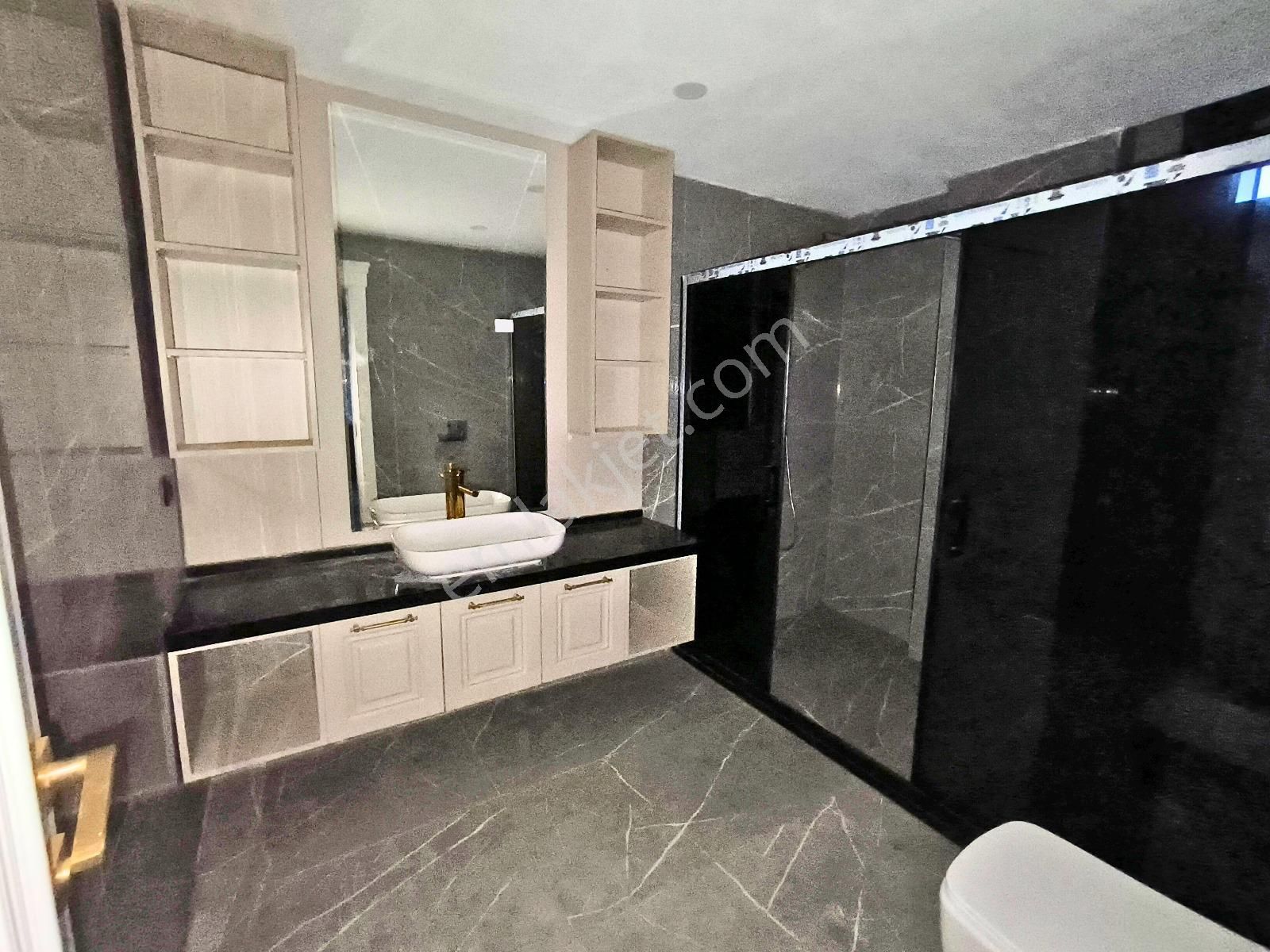 Sonton Gayrimenkul'den Silivride Satılık 6+2 Havuzlu Villa - Görsel 16