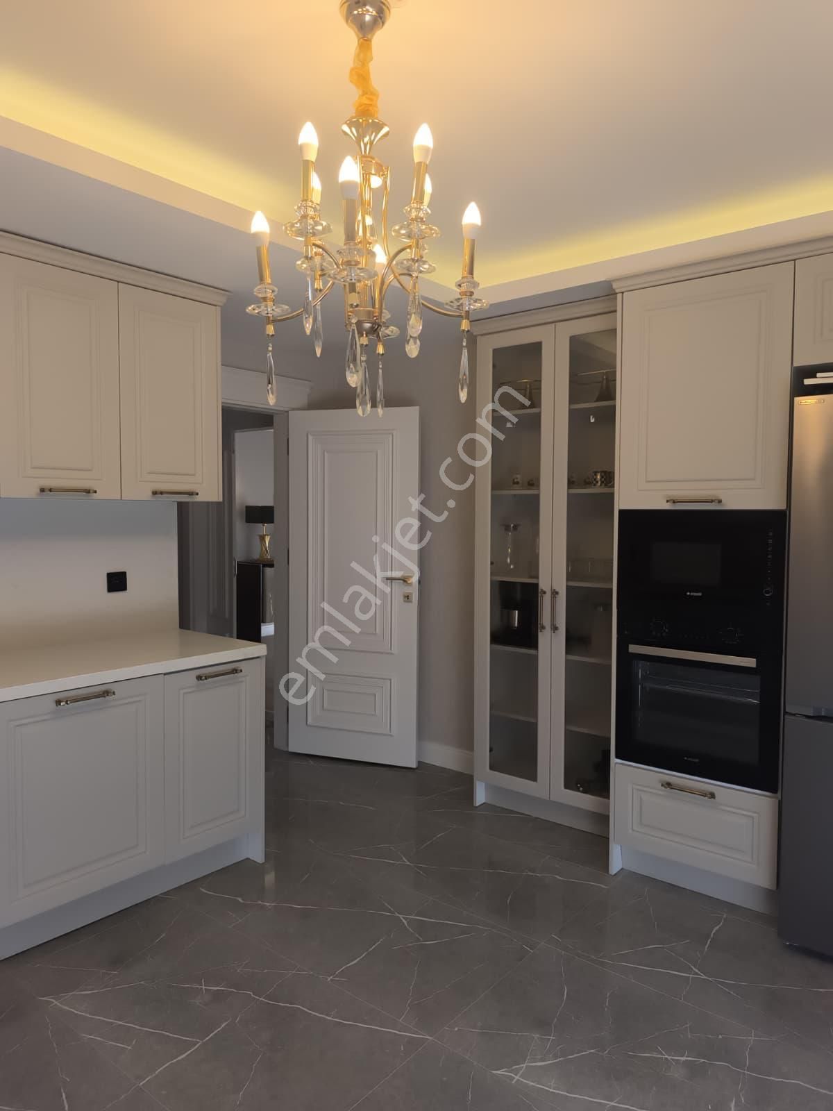 Sonton Gayrimenkul'den Silivride Satılık 6+2 Havuzlu Villa - Görsel 12