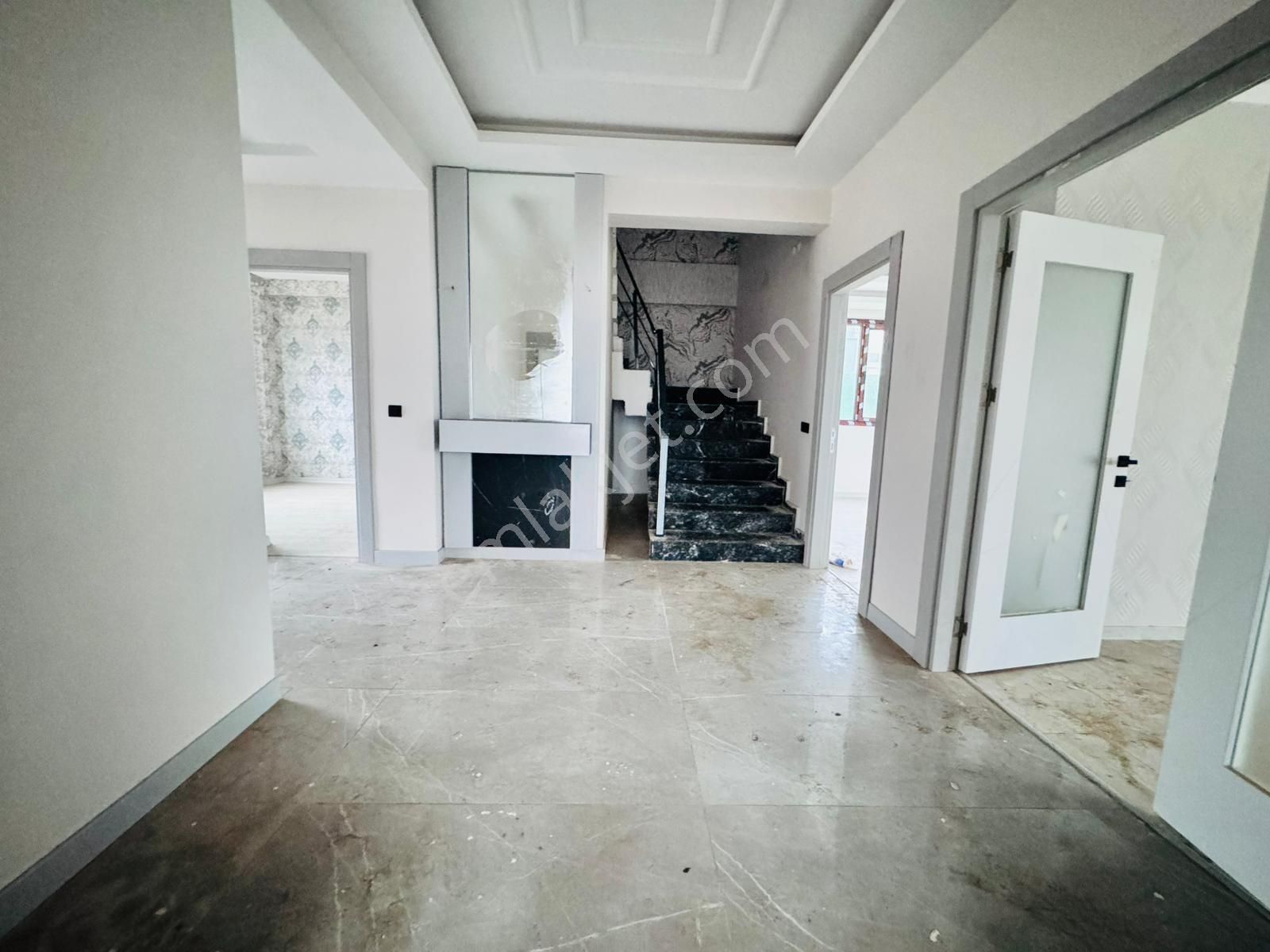 Takasa Açık Taşınmaya Hazır 450 Evlerde Dublex 6+1 Villa - Görsel 25