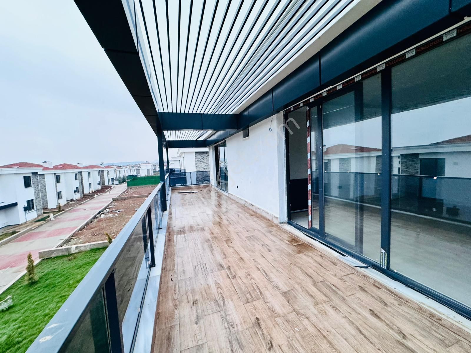 Takasa Açık Taşınmaya Hazır 450 Evlerde Dublex 6+1 Villa - Görsel 9