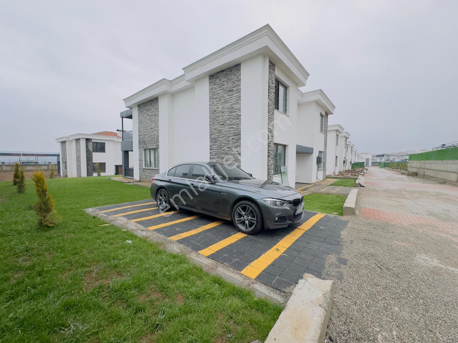 Takasa Açık Taşınmaya Hazır 450 Evlerde Dublex 6+1 Villa