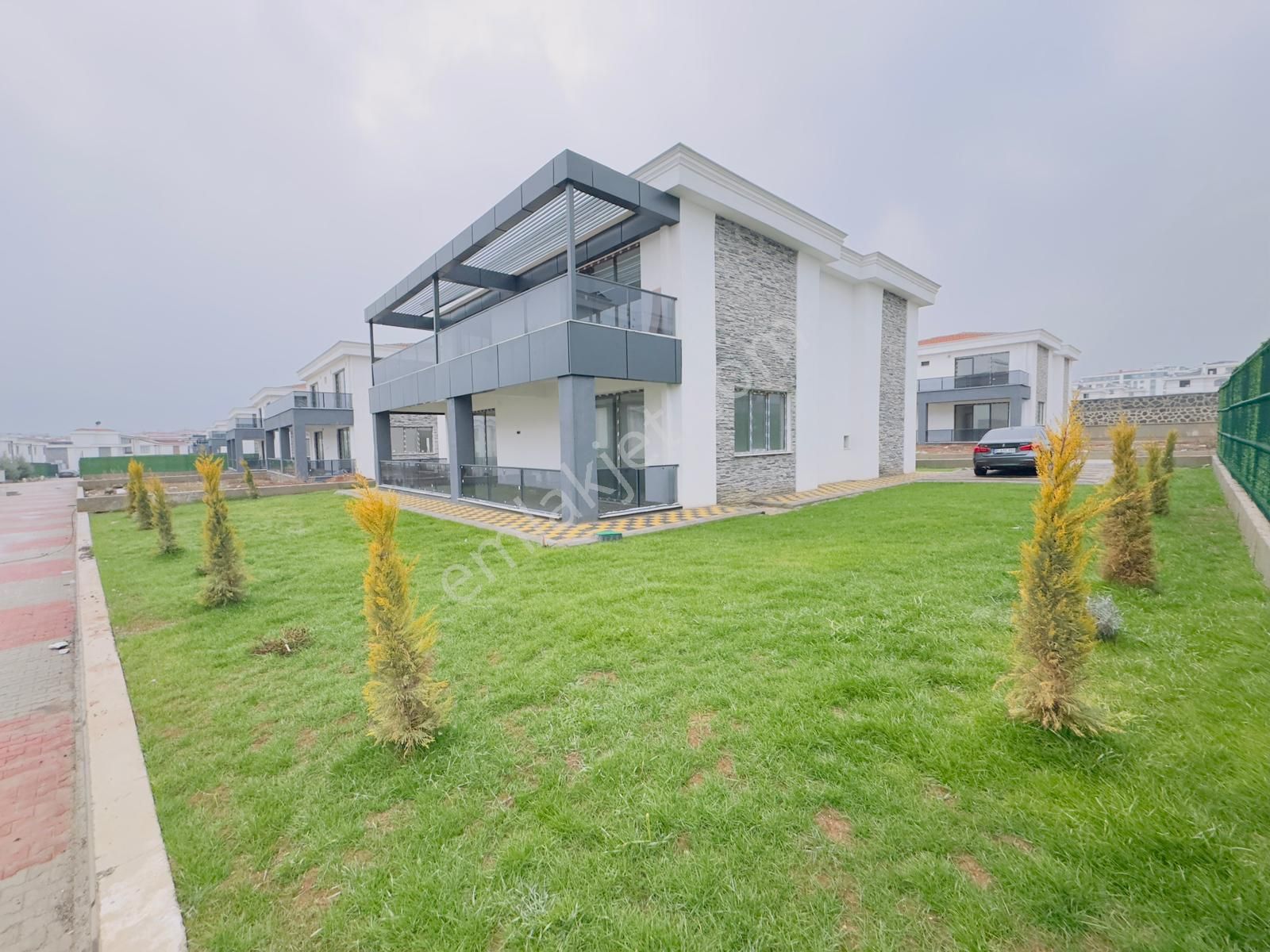 Takasa Açık Taşınmaya Hazır 450 Evlerde Dublex 6+1 Villa - Görsel 2