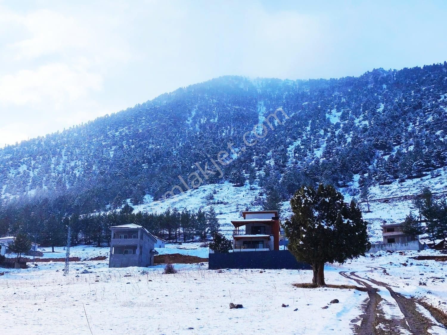 Kar Emlaktan Yeni Konacık Bozkırlı Mevkiinde 360 M2 Satılık Arsa - Görsel 9