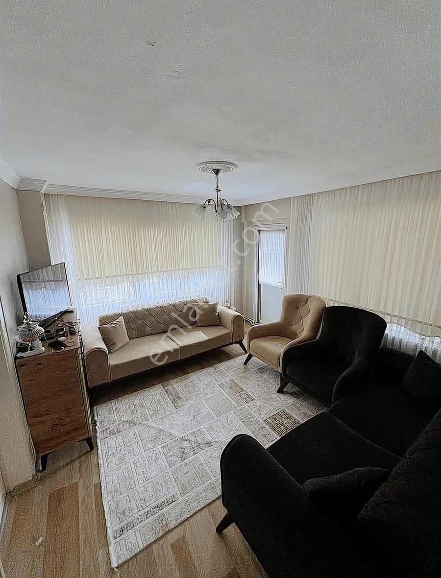 Hürriyet Mahallesinde Fırsat Doğalgazlı Köşe 3+1 Daire