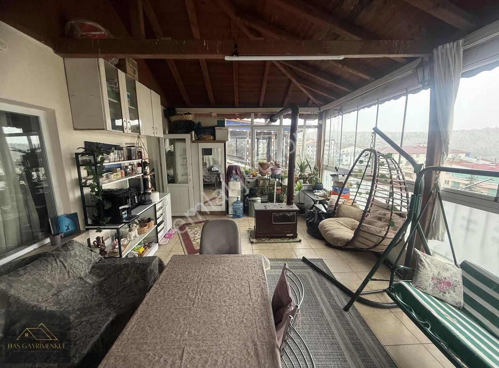 Okullar Bölgesinde Dubleks 5+1 İçi Full Yapılı 180 M2 Daire - Görsel 31