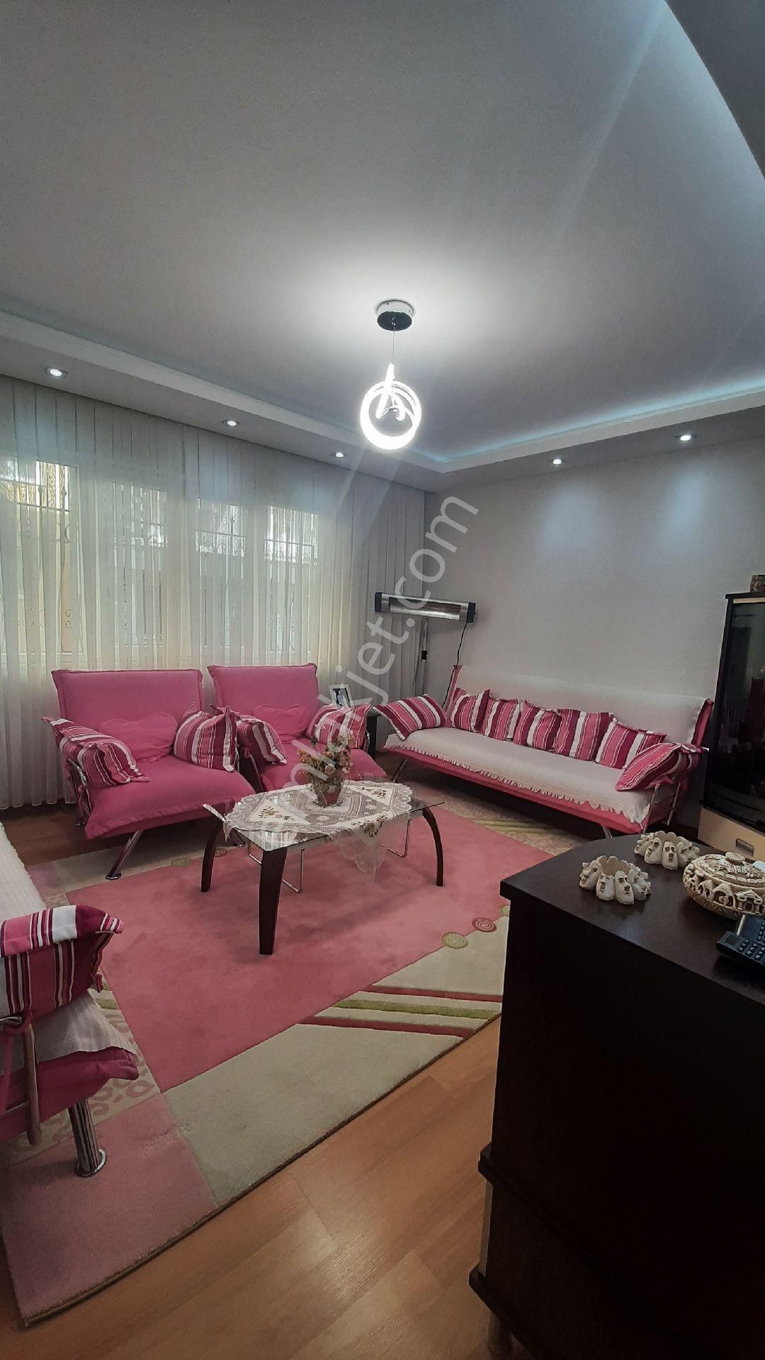 Değirmenönünde Muhteşem Lokasyon Masrafsız 3+1