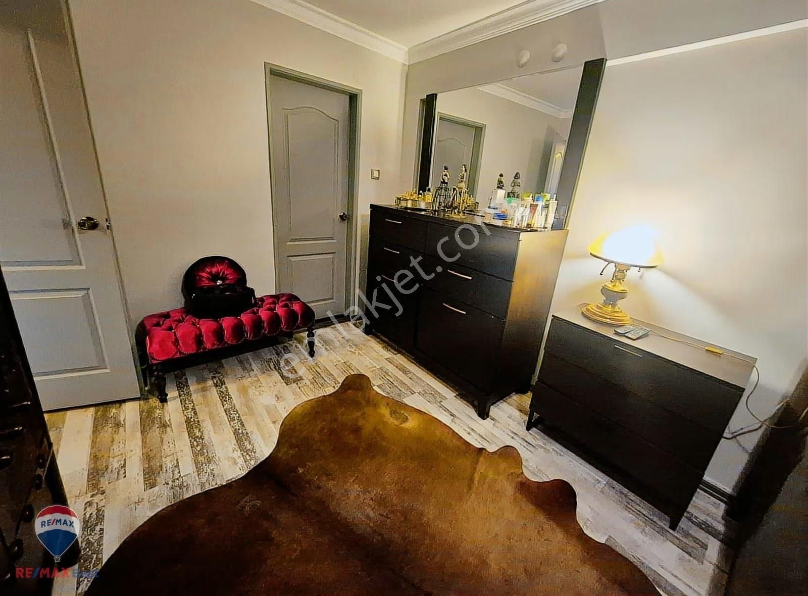 11 Bostanlı Merkezde Asansörlü Geniş 3+1 Satılık Daire - Görsel 32