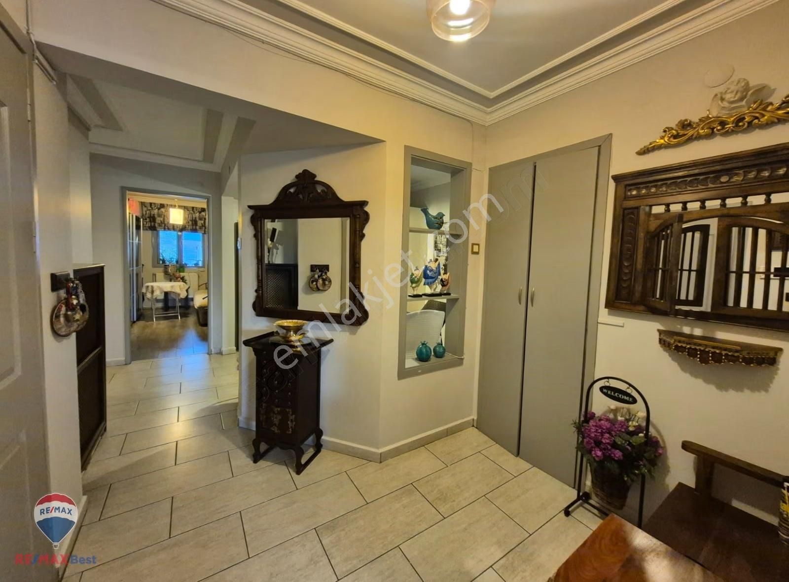 11 Bostanlı Merkezde Asansörlü Geniş 3+1 Satılık Daire - Görsel 8