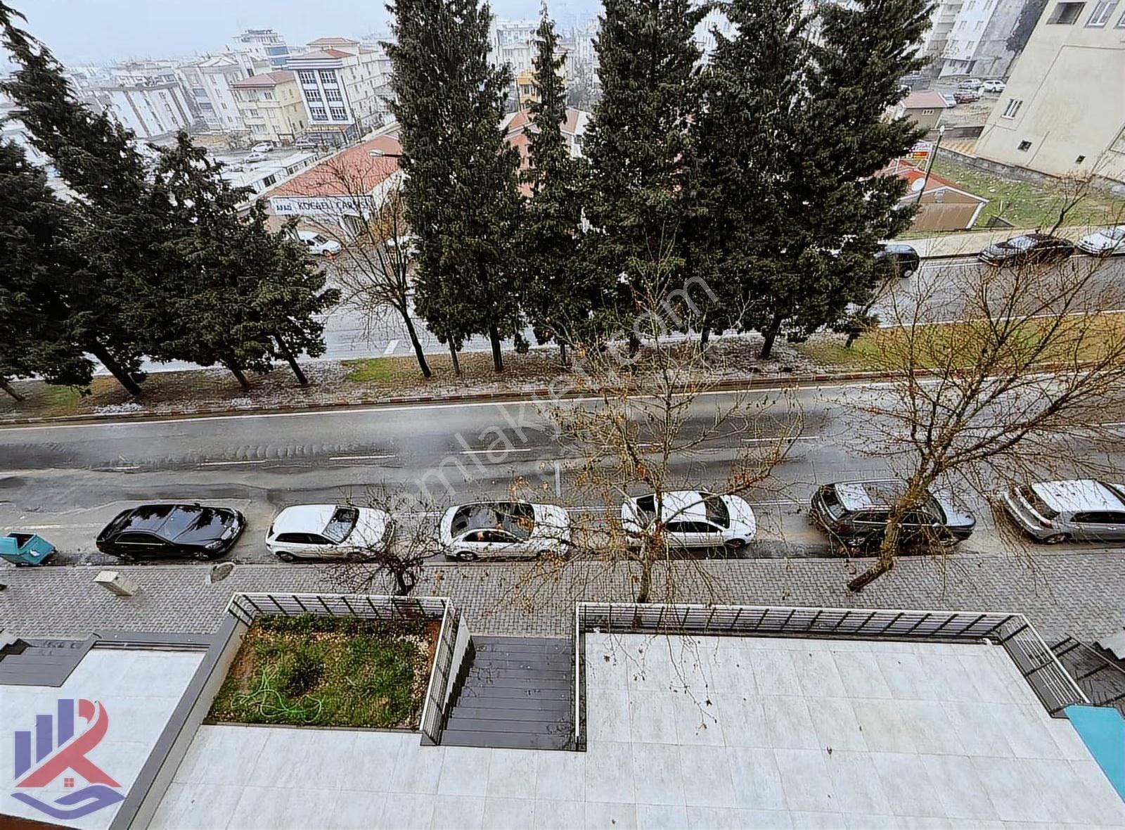 Reos Gayrimenkul - Ofis96'da Satılık 2+0 Ofis - Görsel 3