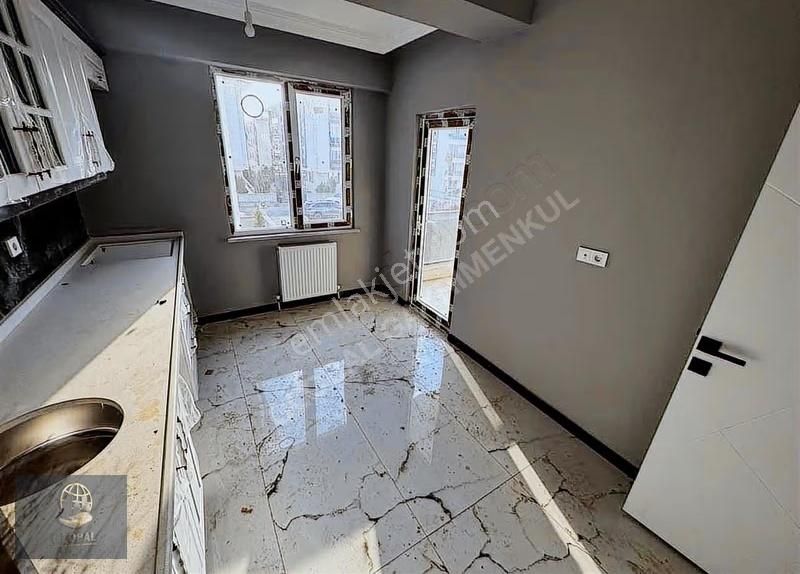 Kervancı Bölgesi E.banyo/ K. Garaj 110m2 2+1 Yüksekkredi - Görsel 16