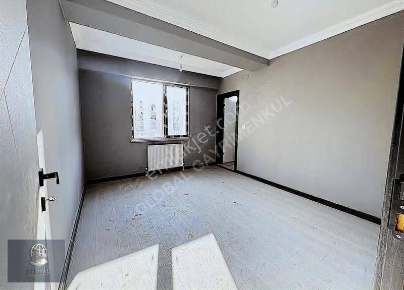 Kervancı Bölgesi E.banyo/ K. Garaj 110m2 2+1 Yüksekkredi - Görsel 8