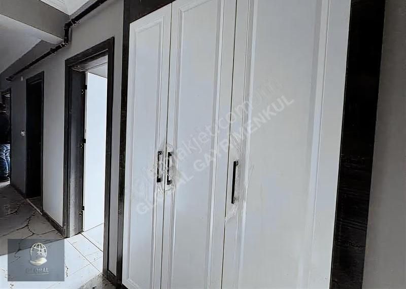 Kervancı Bölgesi E.banyo/ K. Garaj 110m2 2+1 Yüksekkredi - Görsel 4