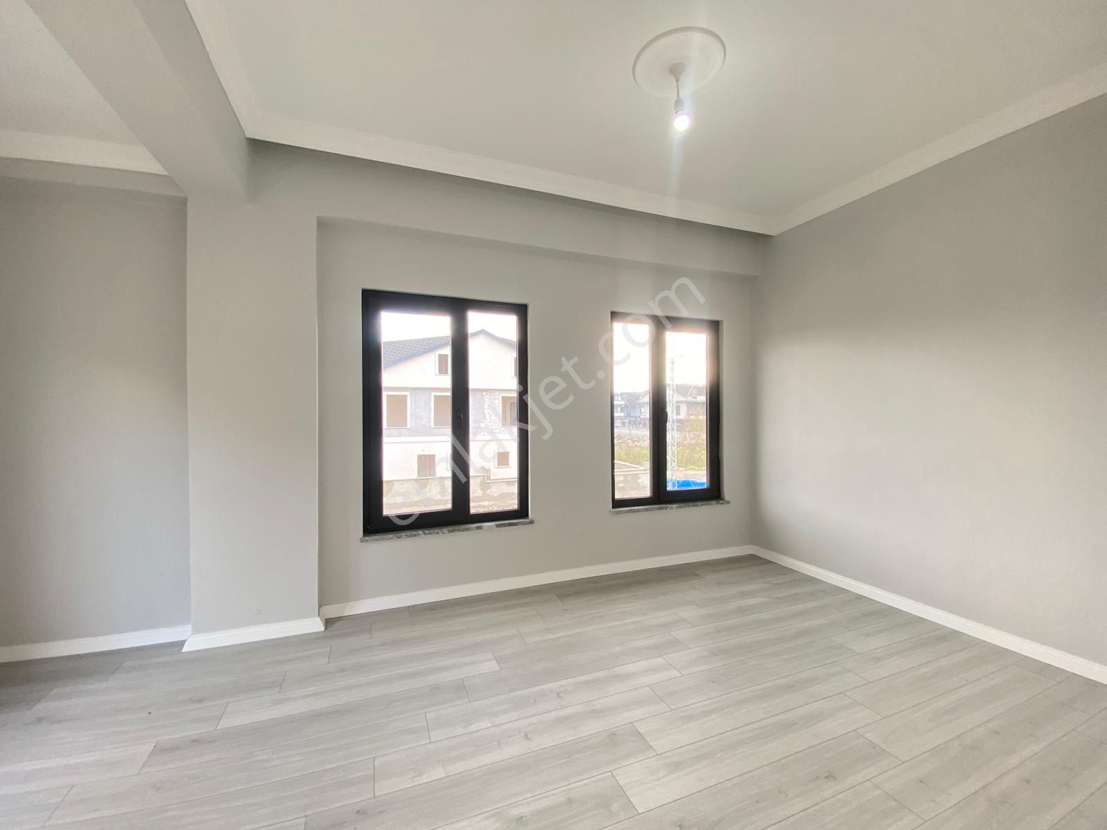 Kocaali'de Hayalinizdeki Villa! Müstakil Havuzlu Mutfak Ayrı 4+1 - Görsel 15