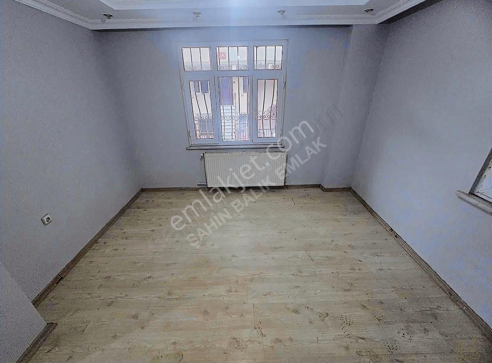 Şahin İnşaat...1+1...y.giriş..balkonlu..80m2 - Görsel 29