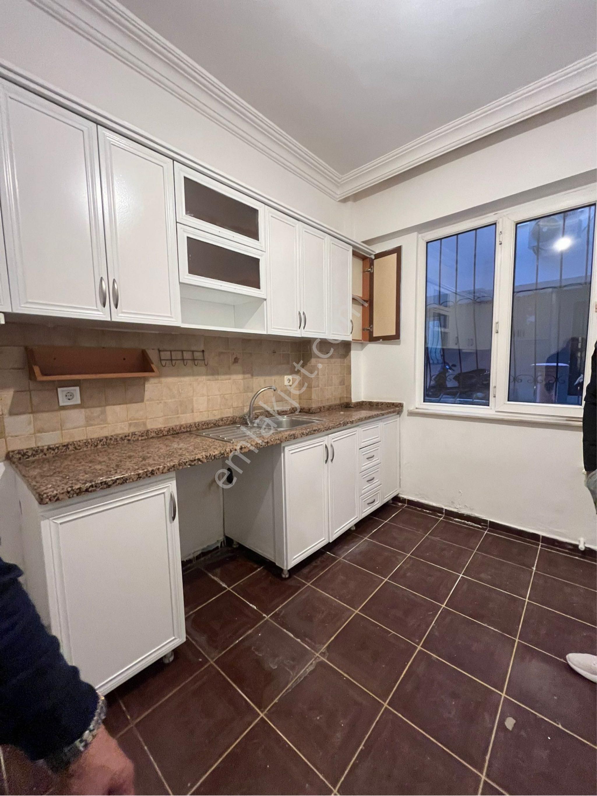 Kepez Gülveren Mahallesi – 3+1 Ayrı Mutfaklı Kiralık Daire