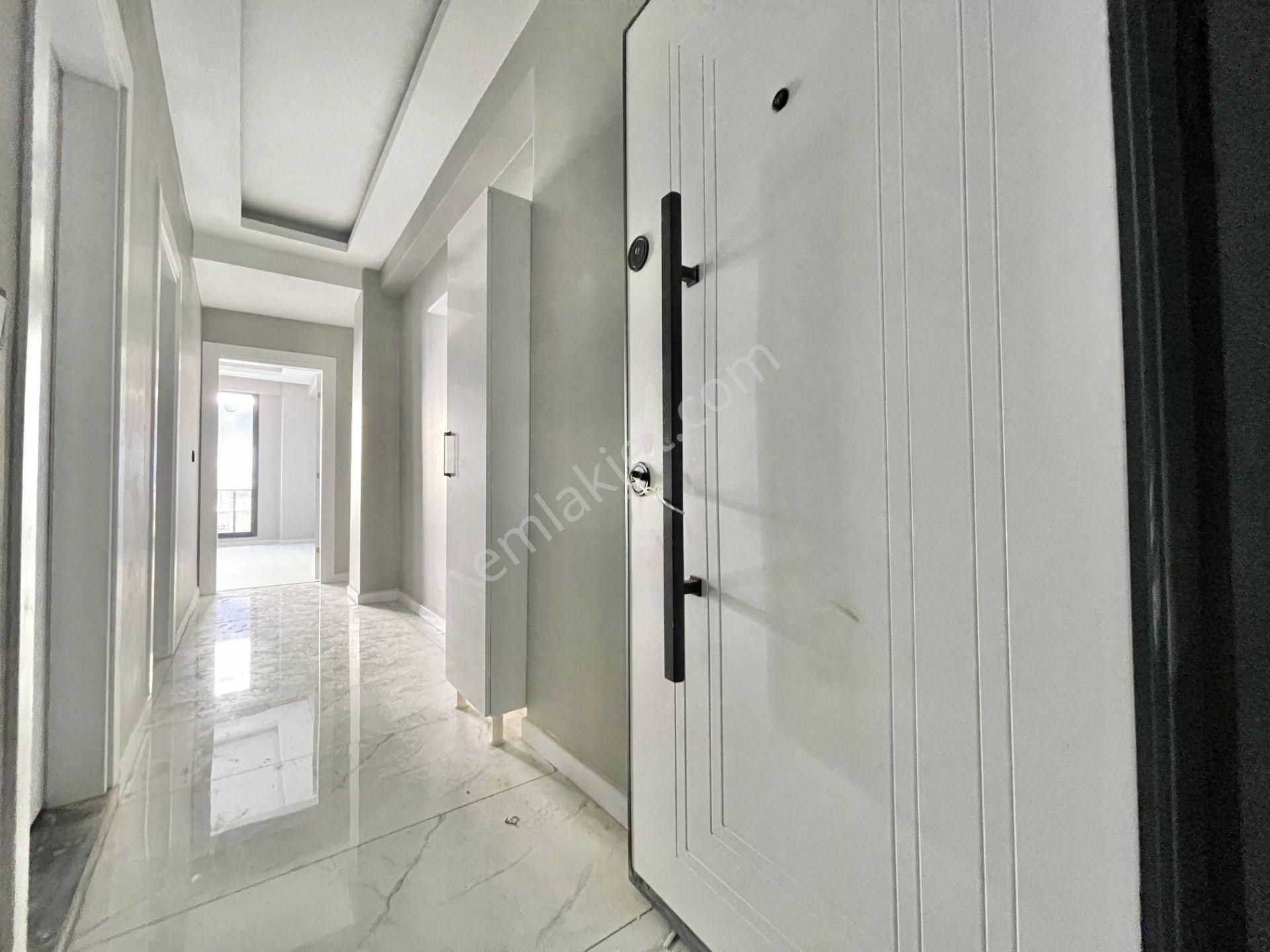 Berkay Demirel'den Zeytinlide Doğayla İç İçe Sıfır 1+1 Daire - Görsel 3