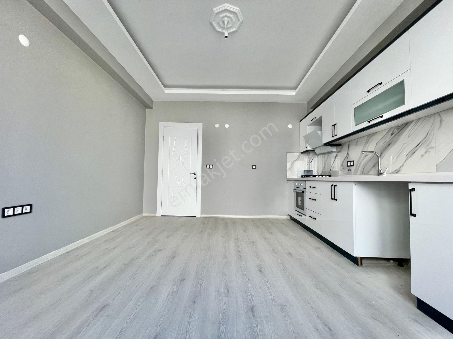 Berkay Demirel'den Zeytinlide Doğayla İç İçe Sıfır 1+1 Daire - Görsel 13