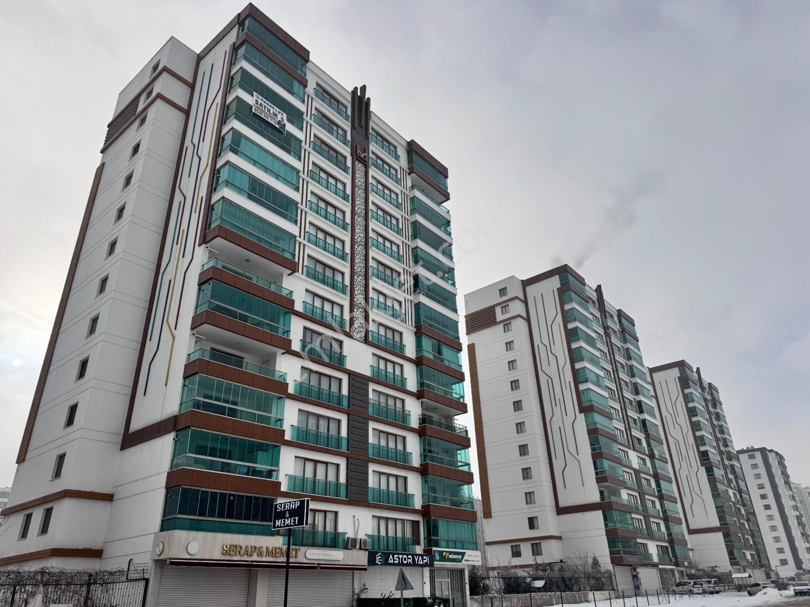 Makro Life Gayrimenkul'den Dünya Kavşağı Arkasında Taşınmaya Hazır Lüx 4+1 Daire - Görsel 3