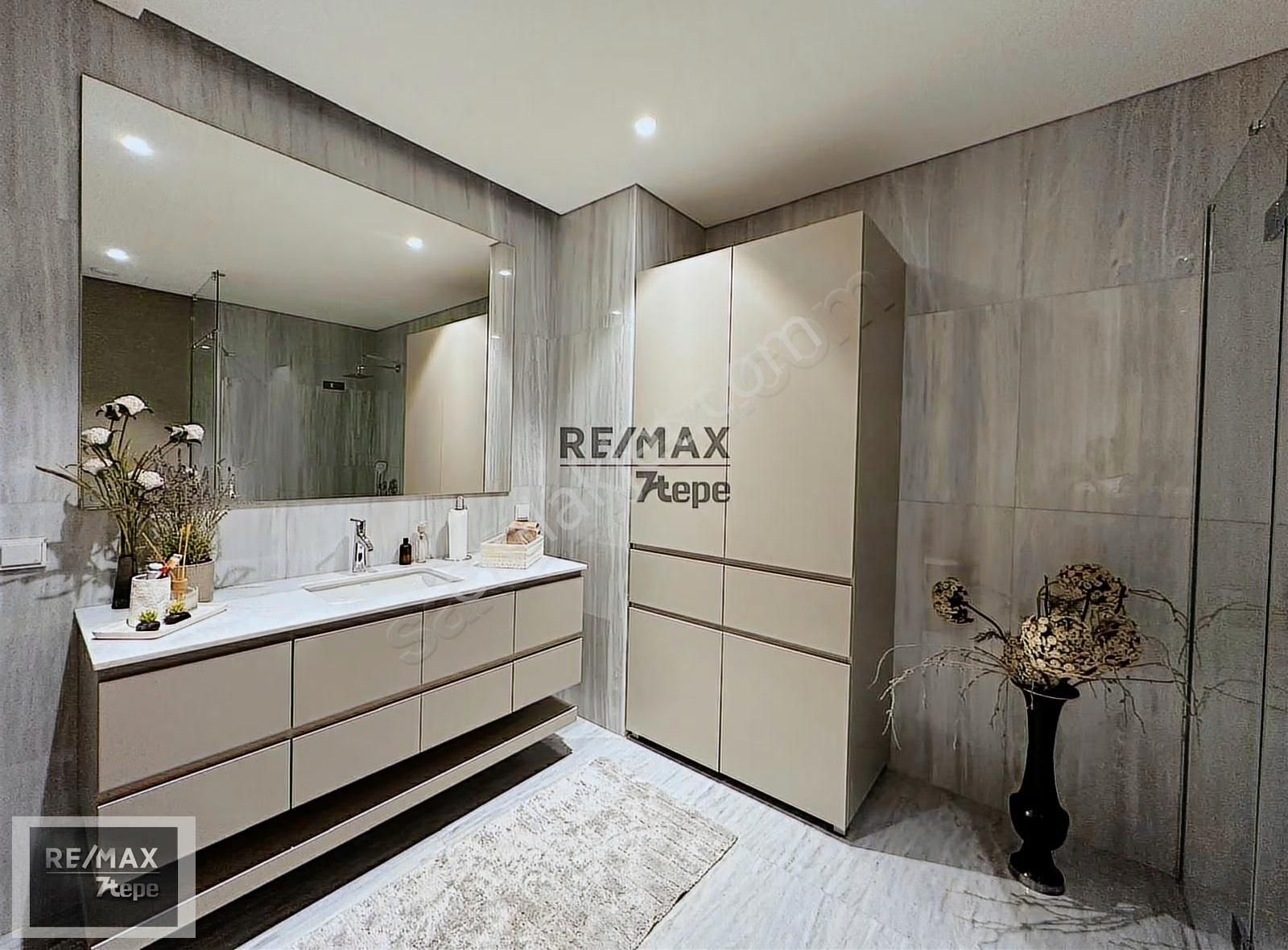 Remax7tepe'den Vera Suites Sitesinde Muhteşem Konumlu Satılık - Görsel 16