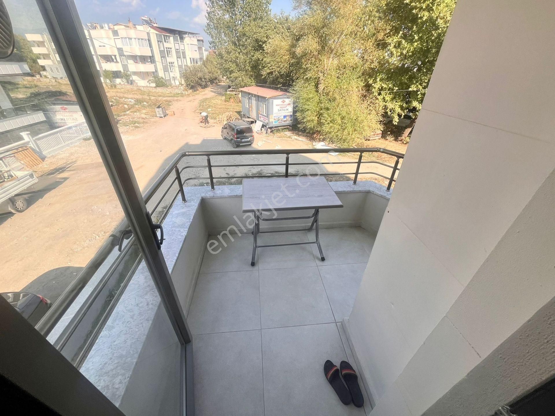 Yükselden Akçayda Satılık Önü Açık Ara Kat Asansörlü Lüks Tasarım 1+1 - Görsel 7