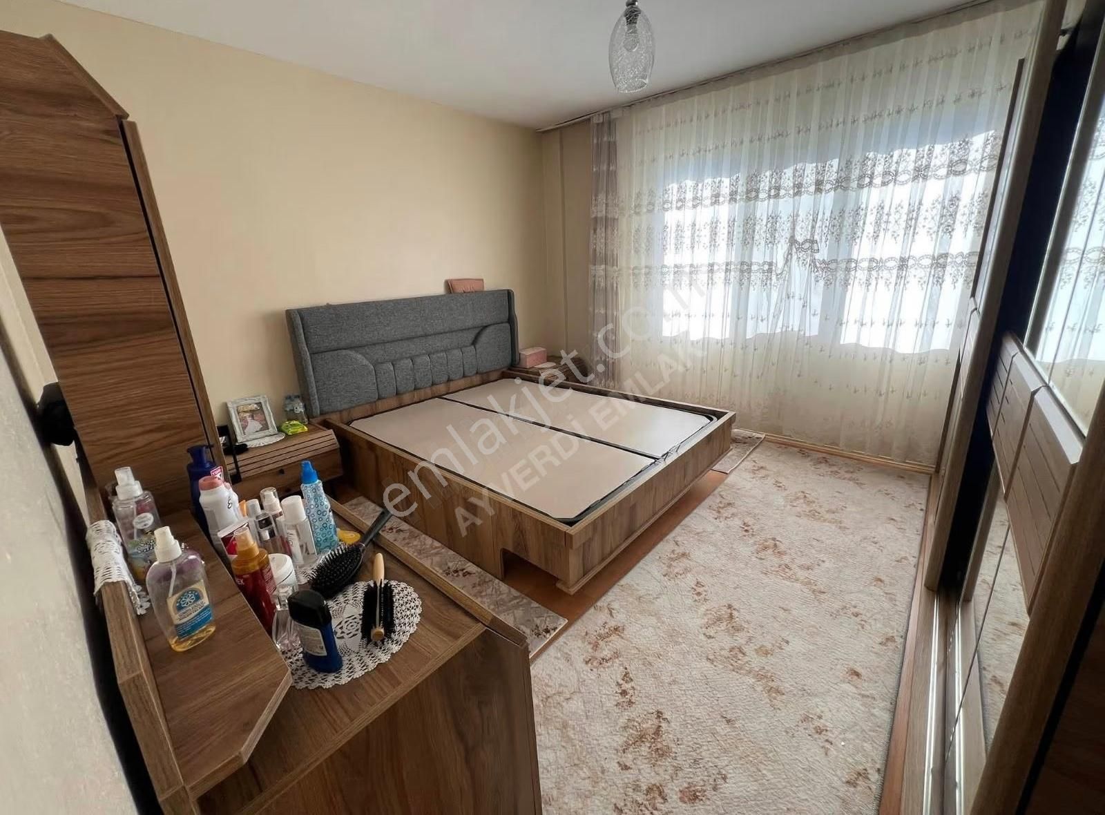 3 Daire Ve 2 Dükkanlı Komple Satılık Bina - Görsel 5