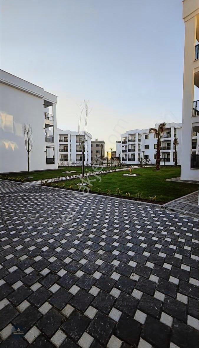 Karaali Villalar Bölgesi Havuzlu Site Sıfır 1+1 Açık Mutfak - Görsel 34