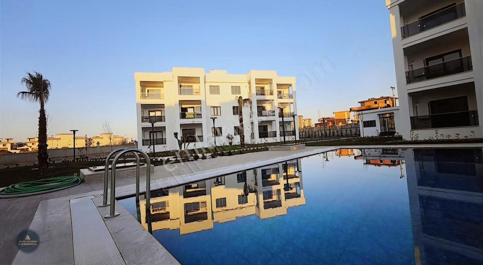 Karaali Villalar Bölgesi Havuzlu Site Sıfır 1+1 Açık Mutfak