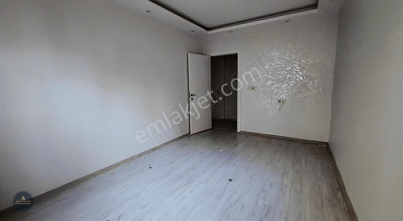 Yenimahallede 3+1 Kapalı Mutfak 117 M² Satılık Fırsat Daire - Görsel 5