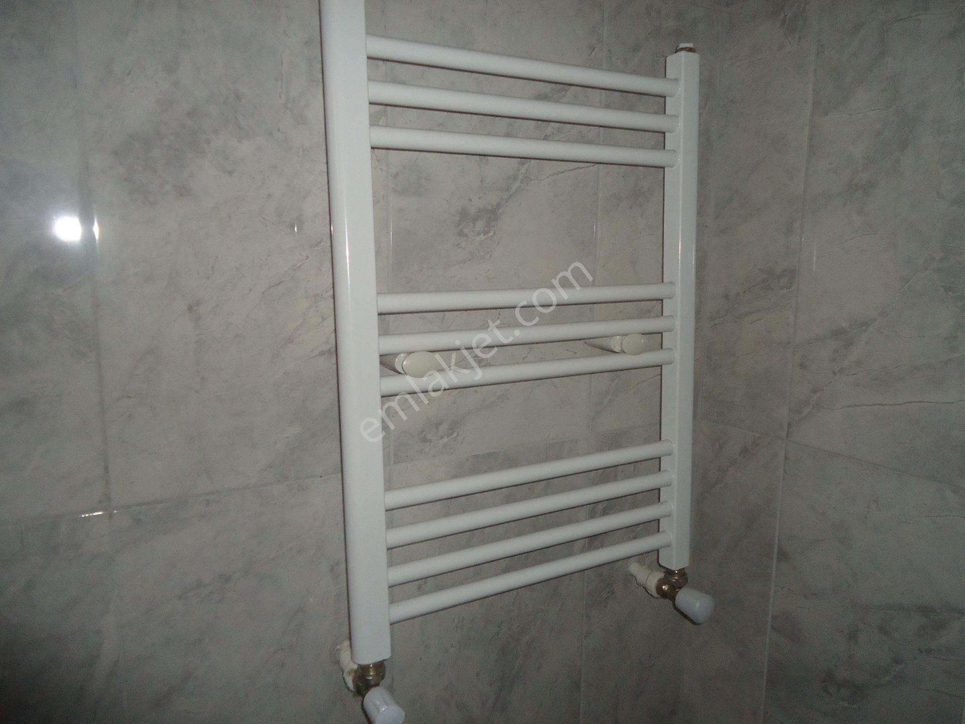 Aydınlıkevlerde Full Yapılı 3+1 Satılık Daire Gizem Emlaktan - Görsel 17