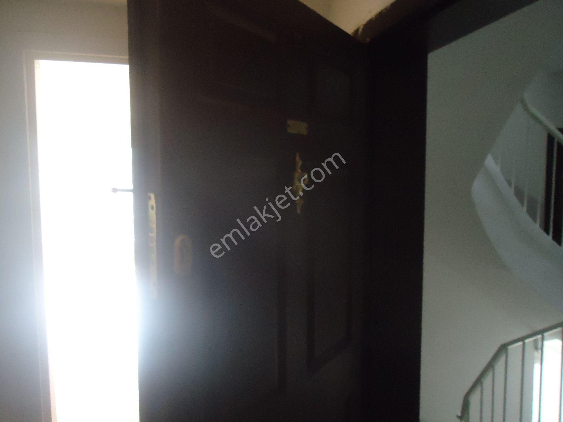 Aydınlıkevlerde Full Yapılı 3+1 Satılık Daire Gizem Emlaktan - Görsel 26