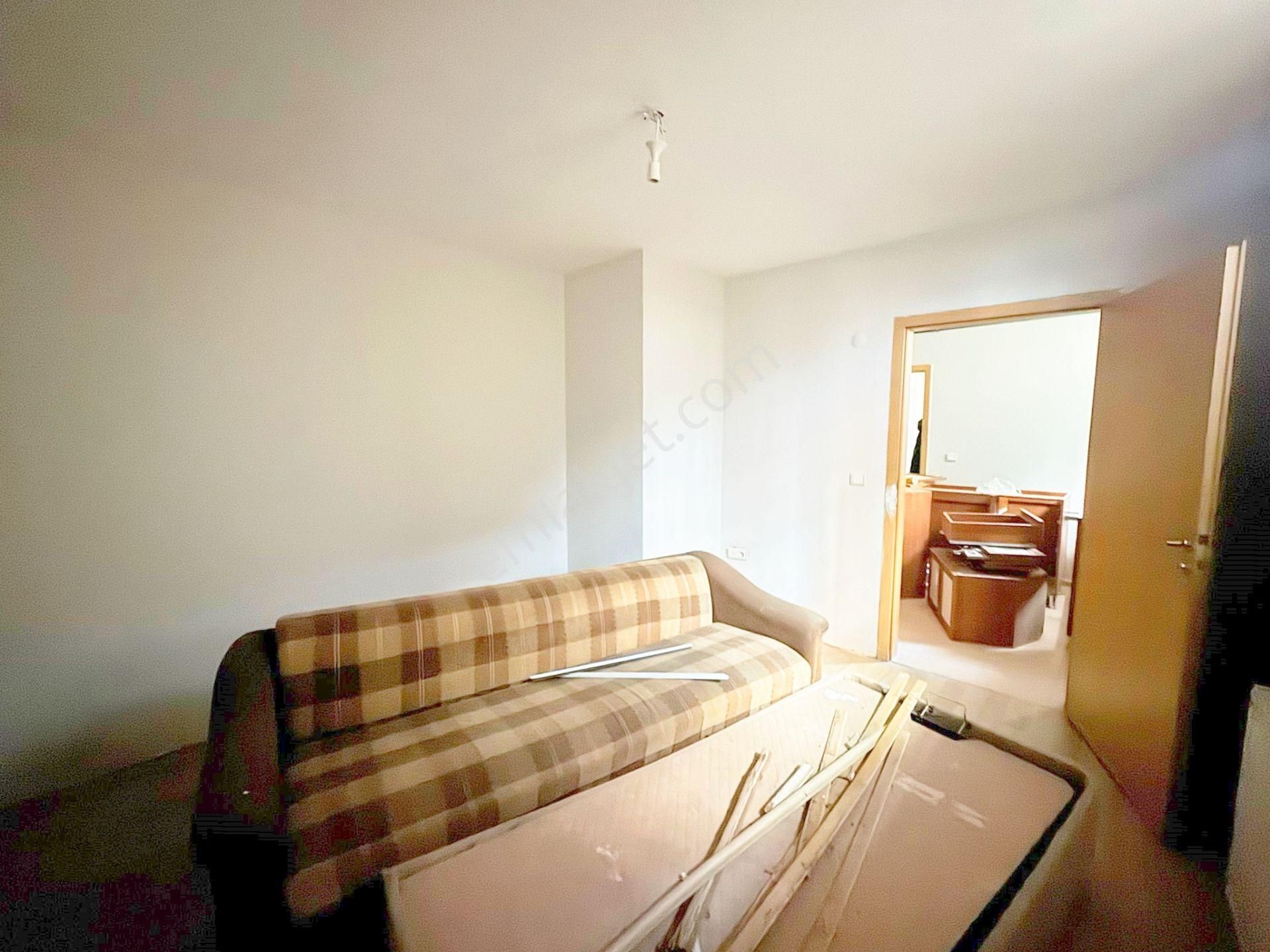 Mertcan'dan Esenler Mah. Cadde Üzeri Hastane 12 Dk Mesafeli 1+1 - Görsel 4