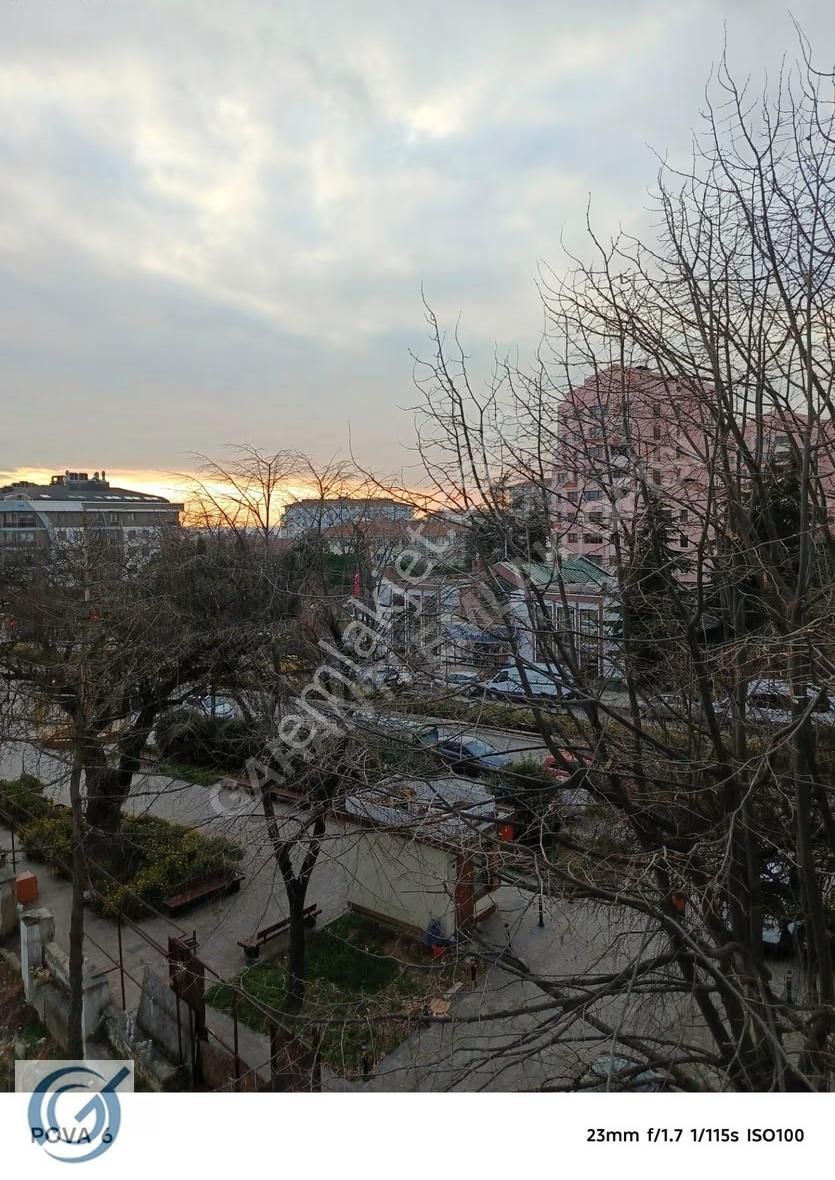 Acıbadem Caddesinde 3 Oda 1 Salon Manzaralı Daire - Görsel 26