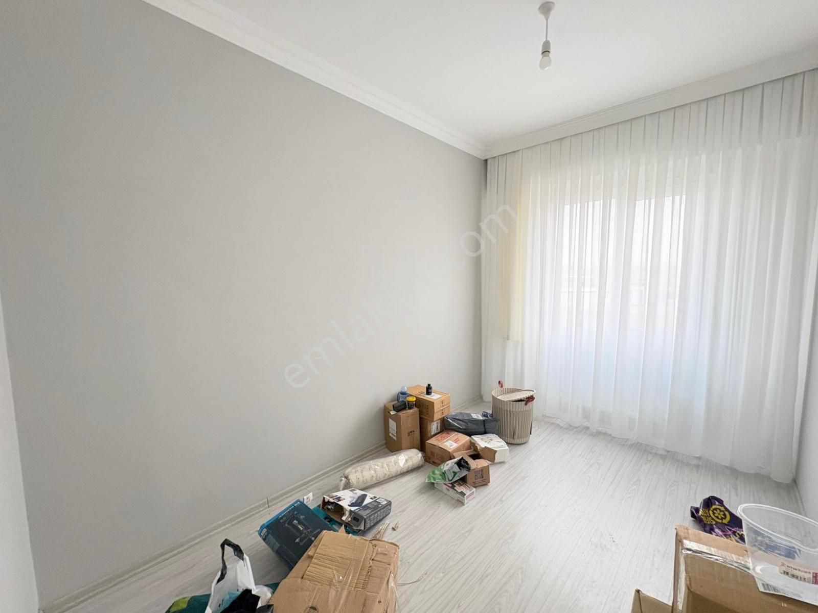 Mertcan'dan Tandoğan Cad.4dk Açık Balkonlu Ara Kat 2+1 Daire - Görsel 12