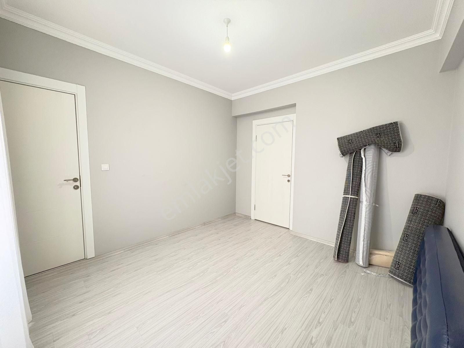 Mertcan'dan Tandoğan Cad.4dk Açık Balkonlu Ara Kat 2+1 Daire - Görsel 10
