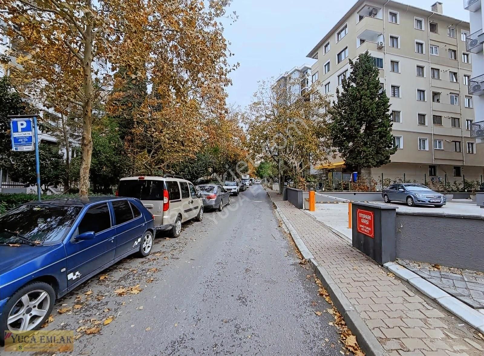 Yuca Emlak Kozyatağı Belediye Bloklarında Temiz Mobilyalı 2+1 - Görsel 12