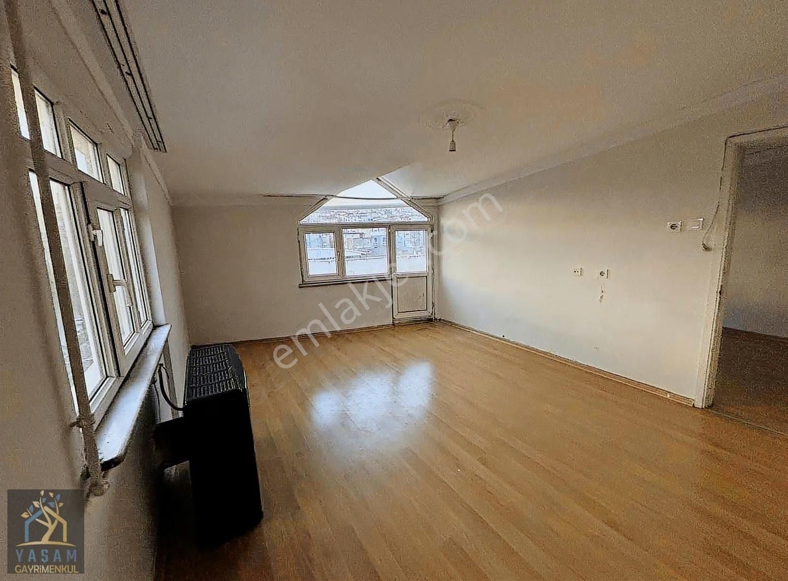 Yaşam'dan Ninehatun Mah Kiralık 2+1 Daire Metroya Yakın - Görsel 12