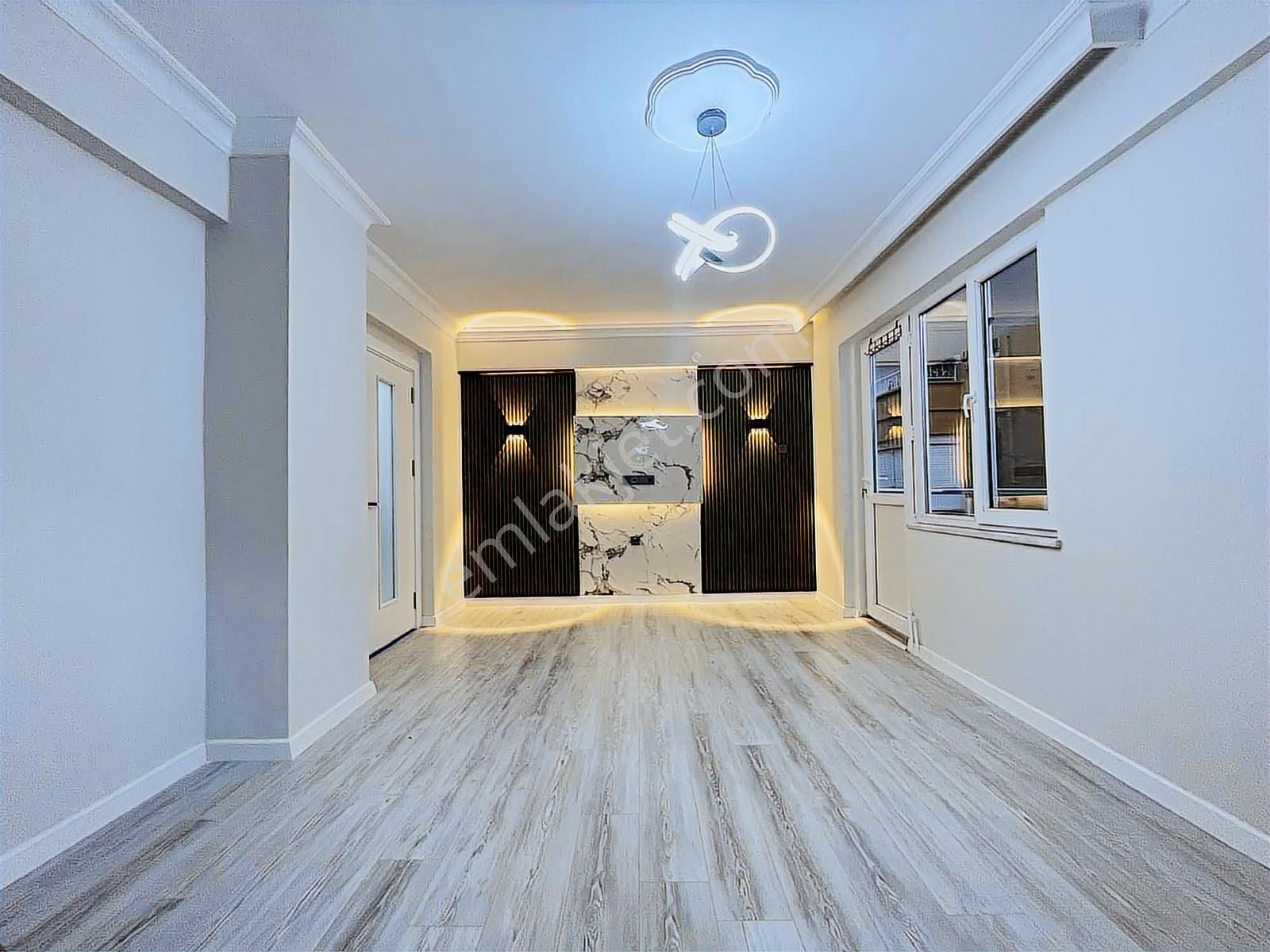 Gürsoy'dan Akçay Merkezde Denize 500m Arakat Masrafsız 2+1 - Görsel 12