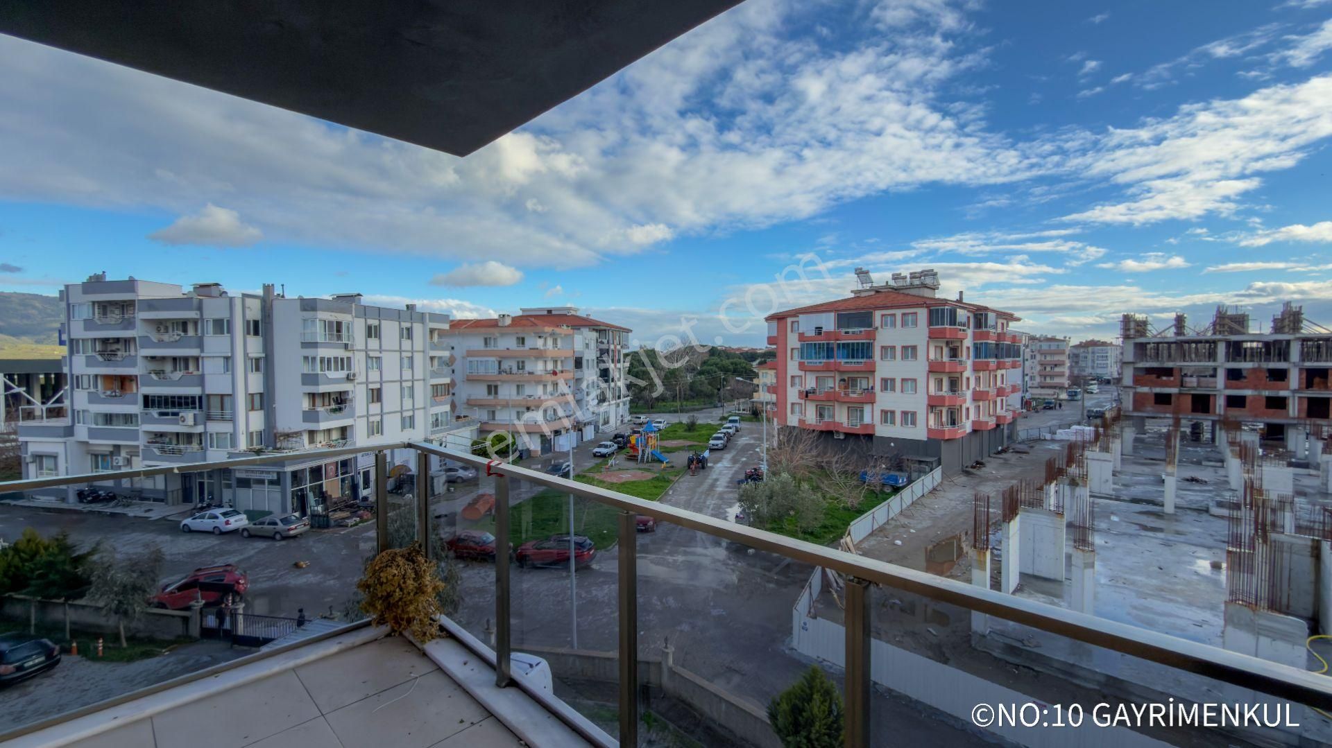 No:10 Gayrimenkul’den | Altınova’da Merkezi Konumda, Havuzlu Sitede 2+1 (krediye Uygun) - Görsel 9