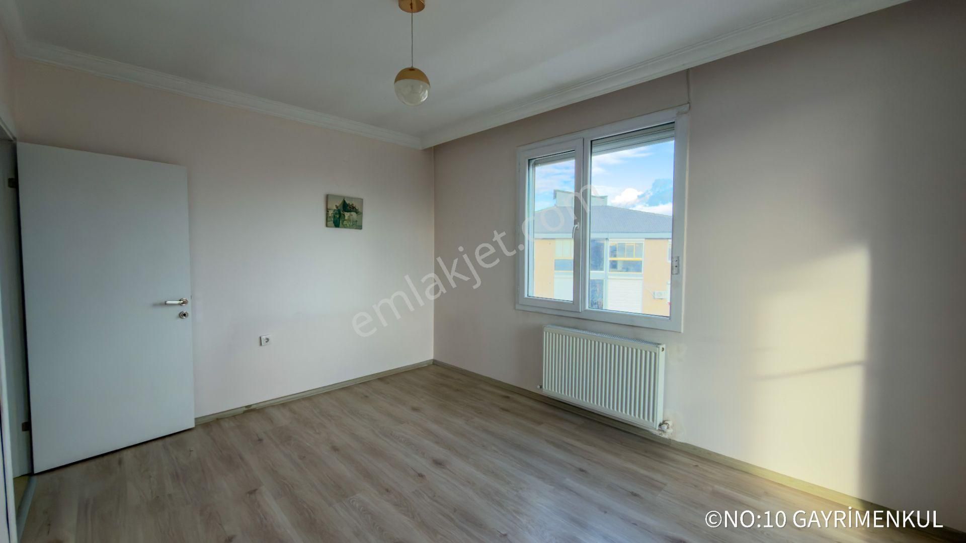 No:10 Gayrimenkul’den | Altınova’da Merkezi Konumda, Havuzlu Sitede 2+1 (krediye Uygun) - Görsel 10